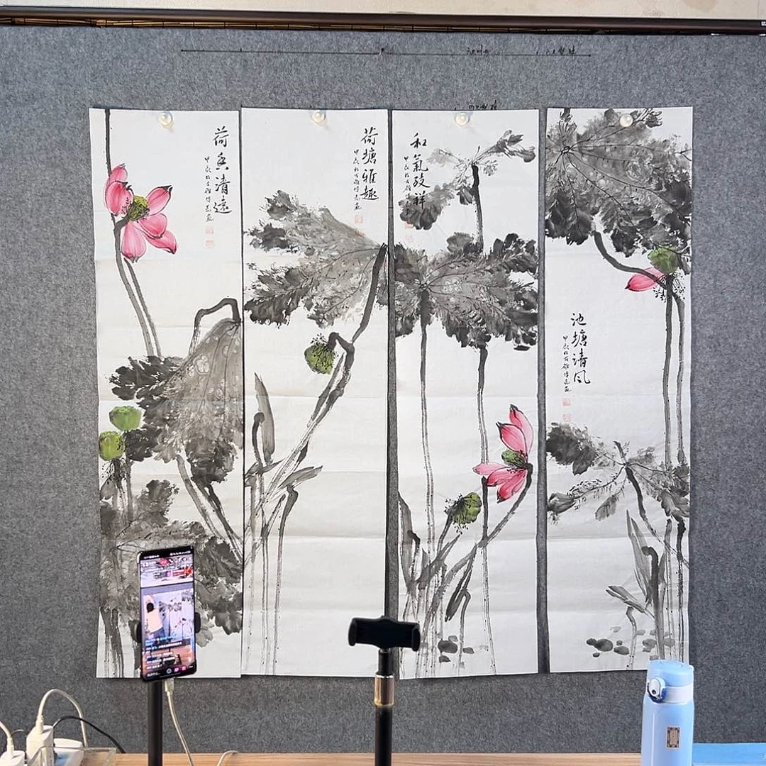 国画488 花鸟在树丛的顶端发出巨大声音