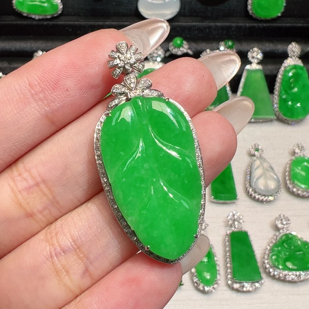 翡翠18K金镶嵌吊坠(不含链)