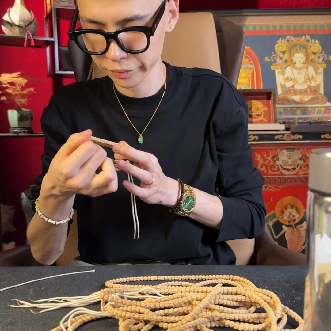 几***月吊坠柏香籽/百香籽心痕
