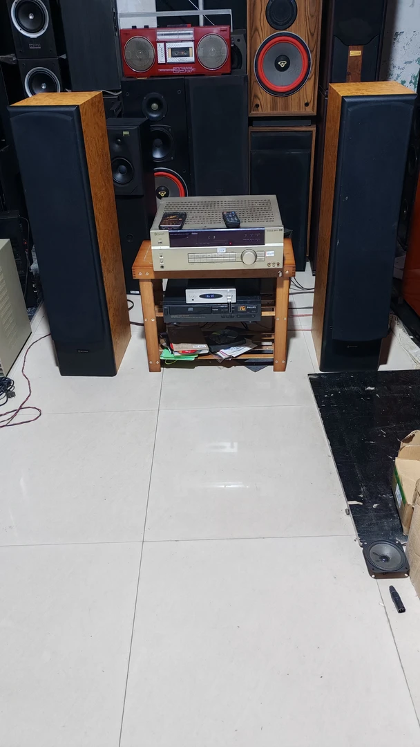 8新  不包运费双6.5寸三分频音箱高98.5宽22.5深34厘米+功放