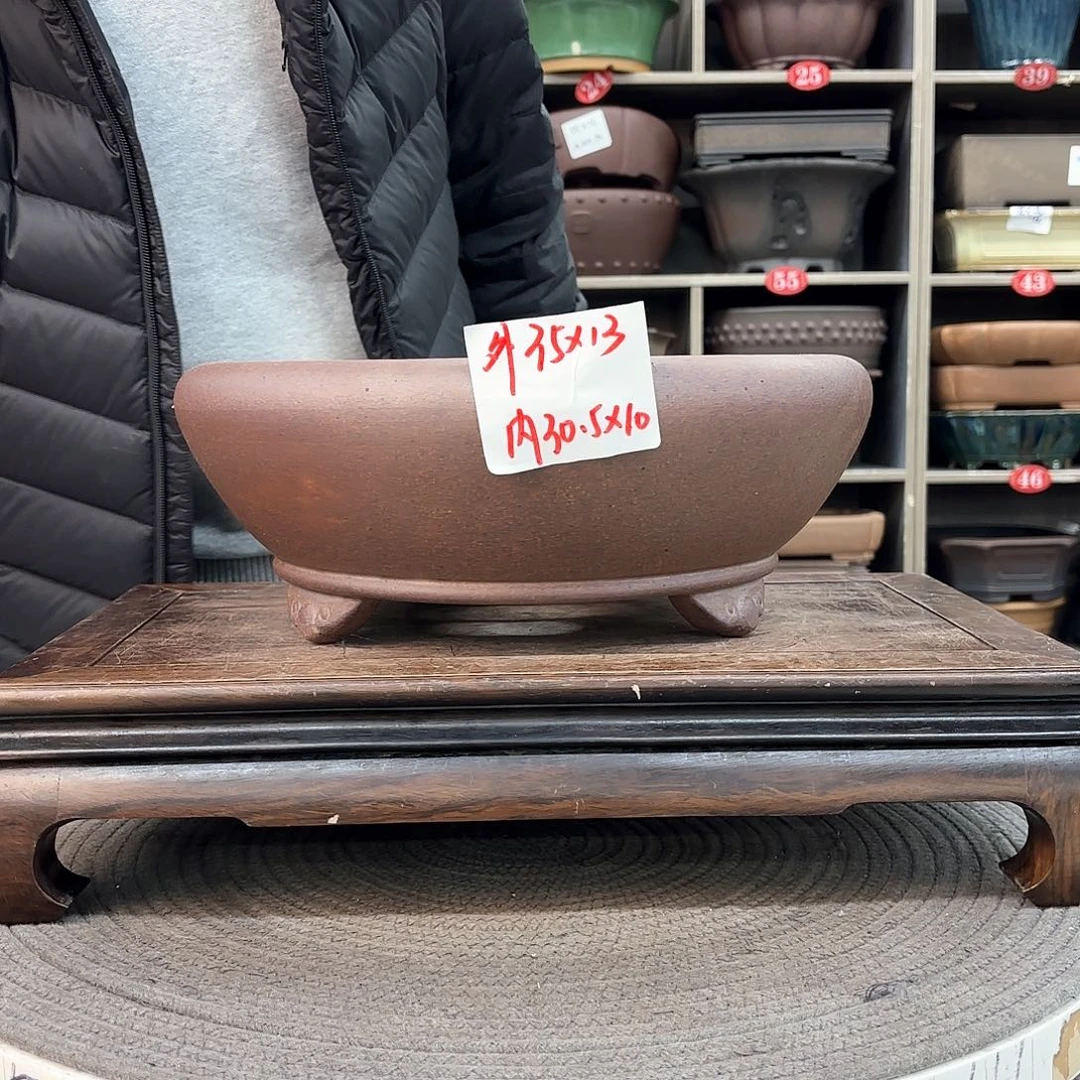 紫砂花盆紫砂的颜色很好看