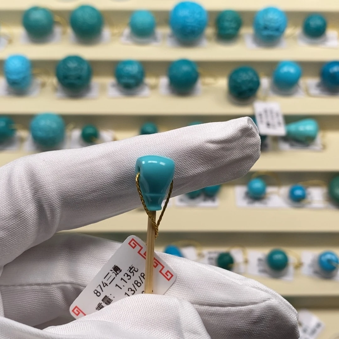 绿松石未镶嵌精品原矿高瓷绿松石