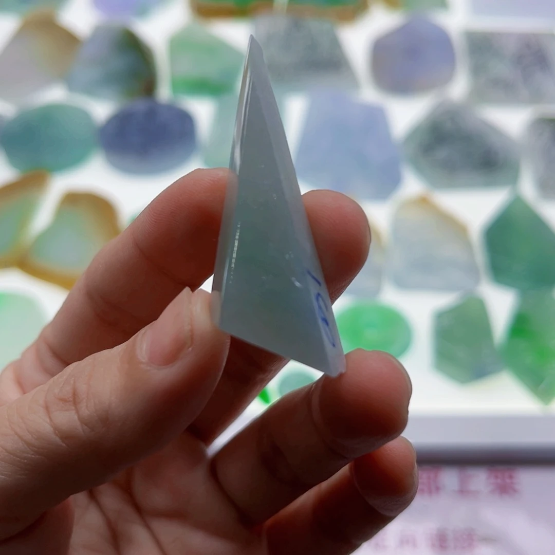 定制翡翠未镶嵌天然翡翠a货