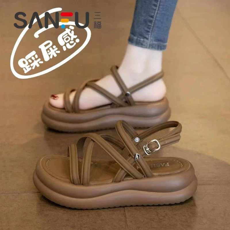 三福仙女风凉鞋女2025夏季外穿时尚百搭踩屎感软底休闲罗马凉鞋女
