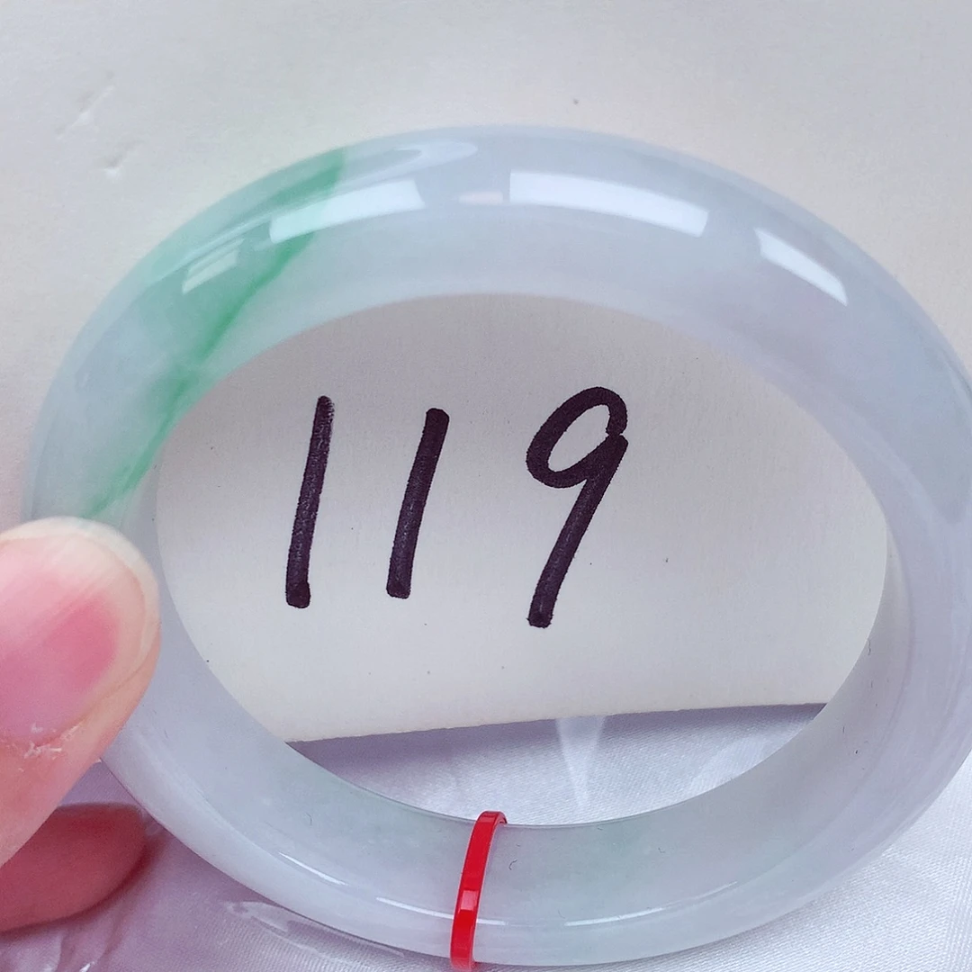 翡翠未镶嵌手镯翡翠