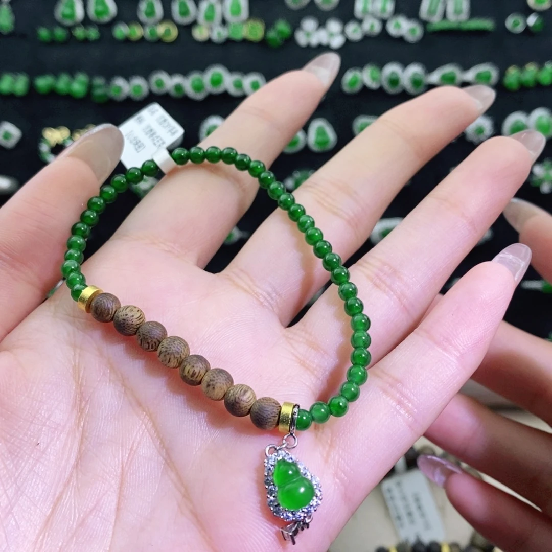 未镶嵌手串翡翠沉香