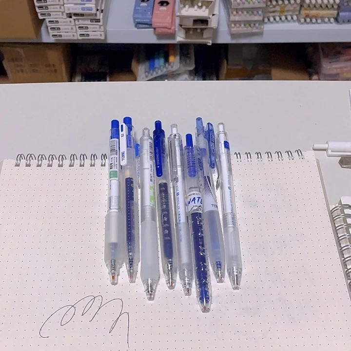 多品牌蓝笔混款组合8支