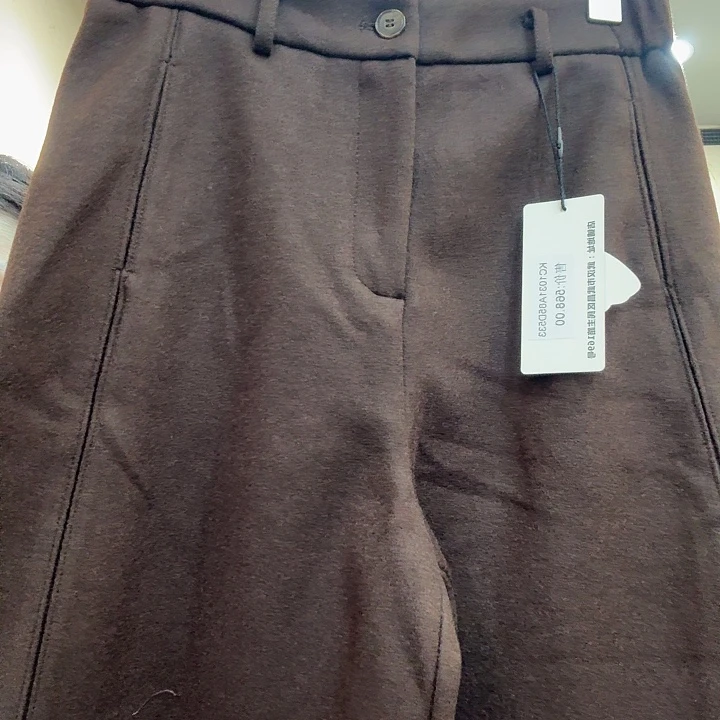 巧***号533，咖啡色，M码，中