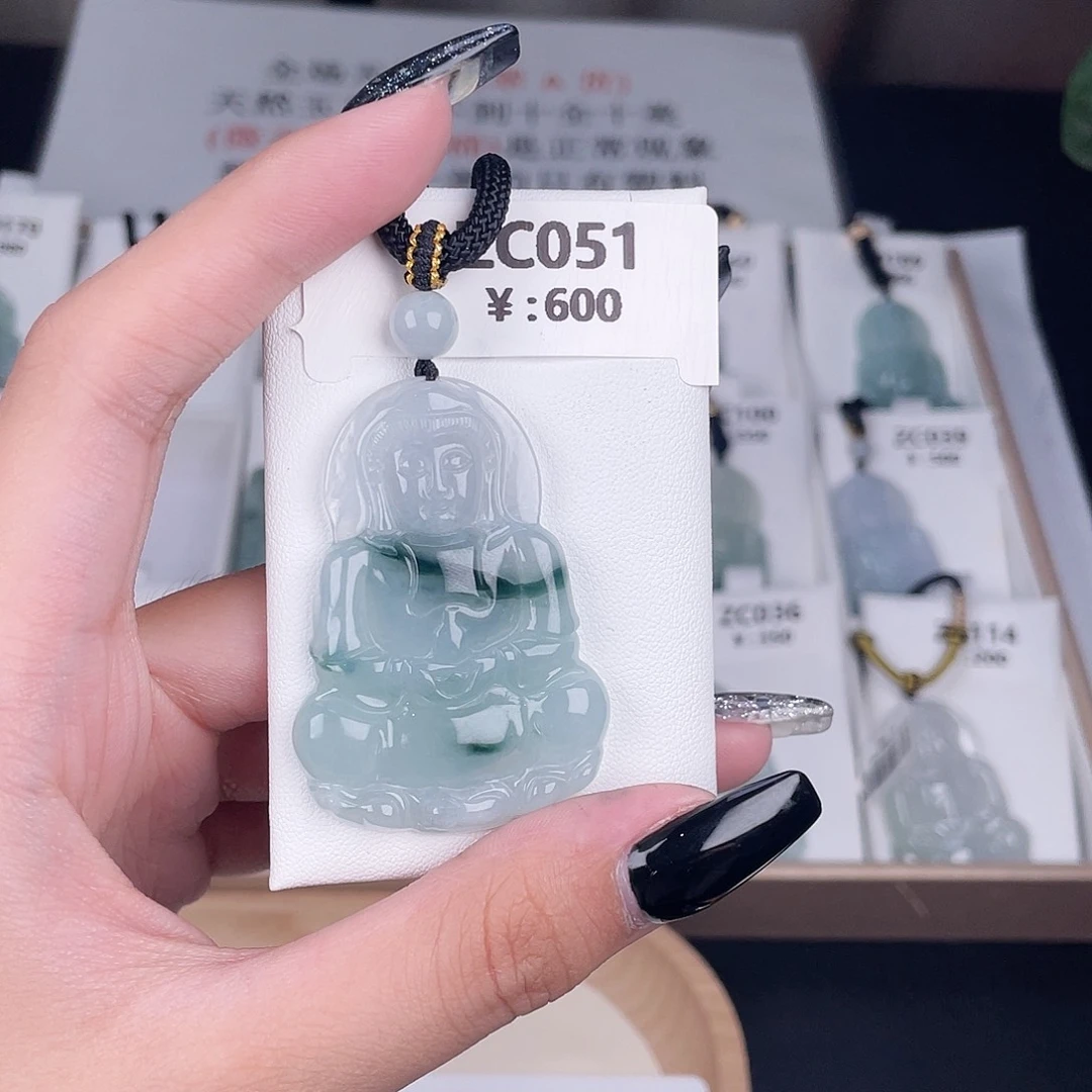 翡翠未镶嵌颈饰ZC051