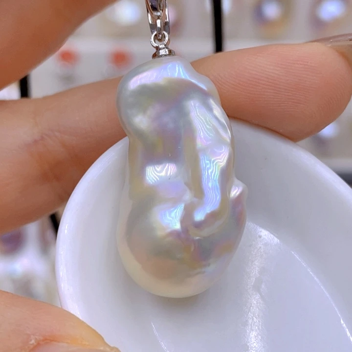 淡水珍珠吊坠(赠链)未镶嵌