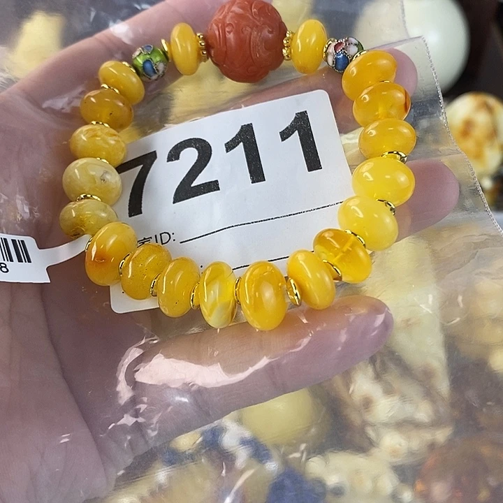 蜜蜡未镶嵌珠宝奇石