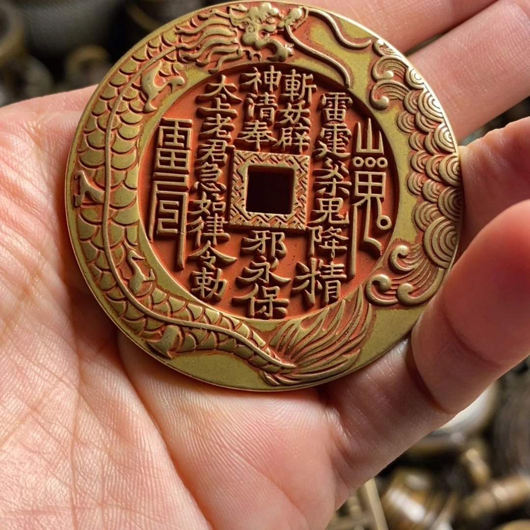 精美铜器做工精良