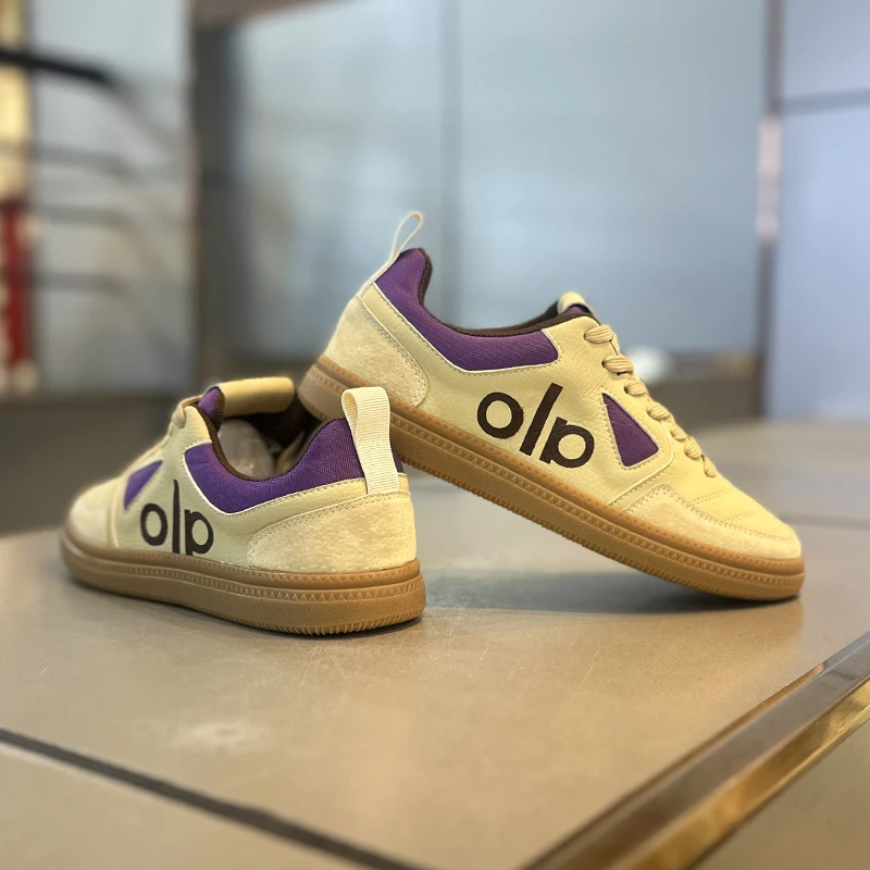 潮男鞋秋季爆款皮面板鞋拼色复古潮流轻便软底韩版透气低帮休闲鞋