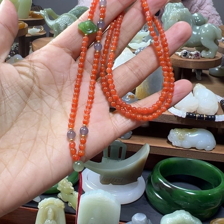 颈饰未镶嵌和田玉小****）