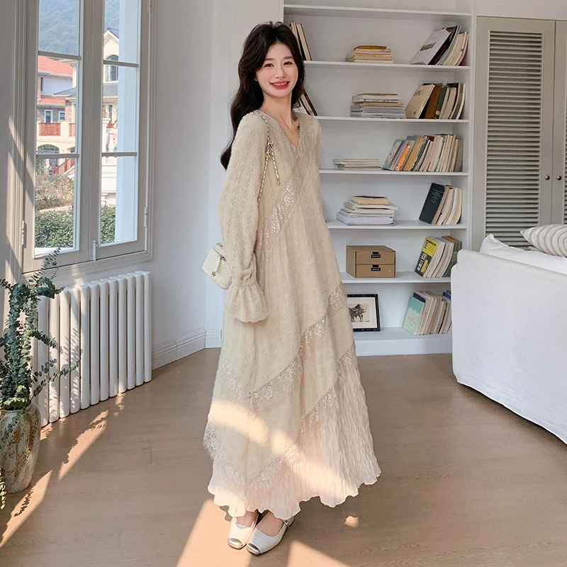 法式长袖连衣裙女2025秋季新款韩系温柔风超火气质蕾丝长款初恋裙