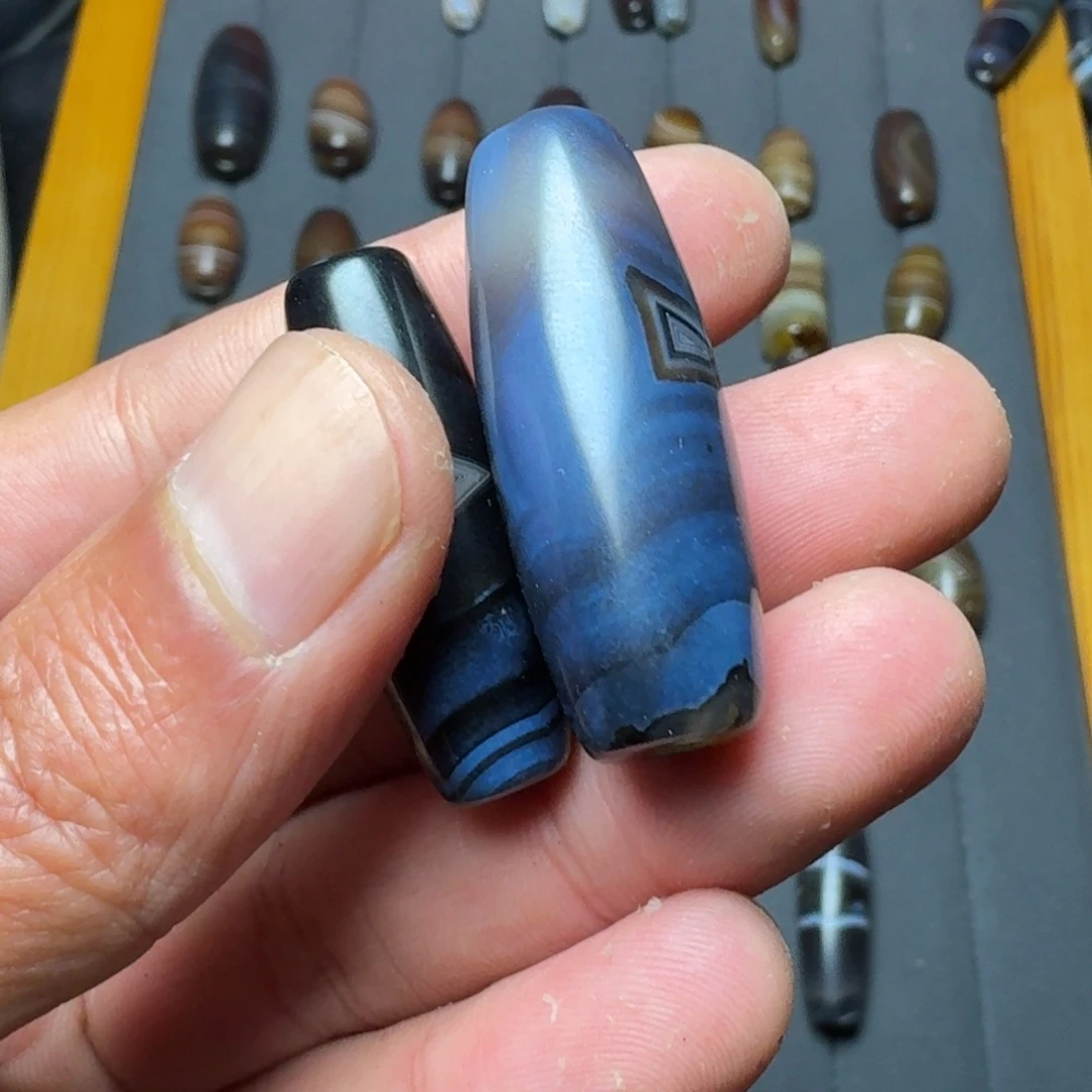 ****酒玛瑙/玉髓未镶嵌颈饰