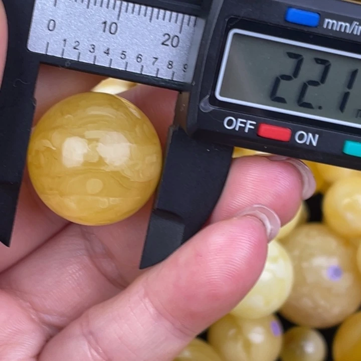 蜜蜡未镶嵌裸石170