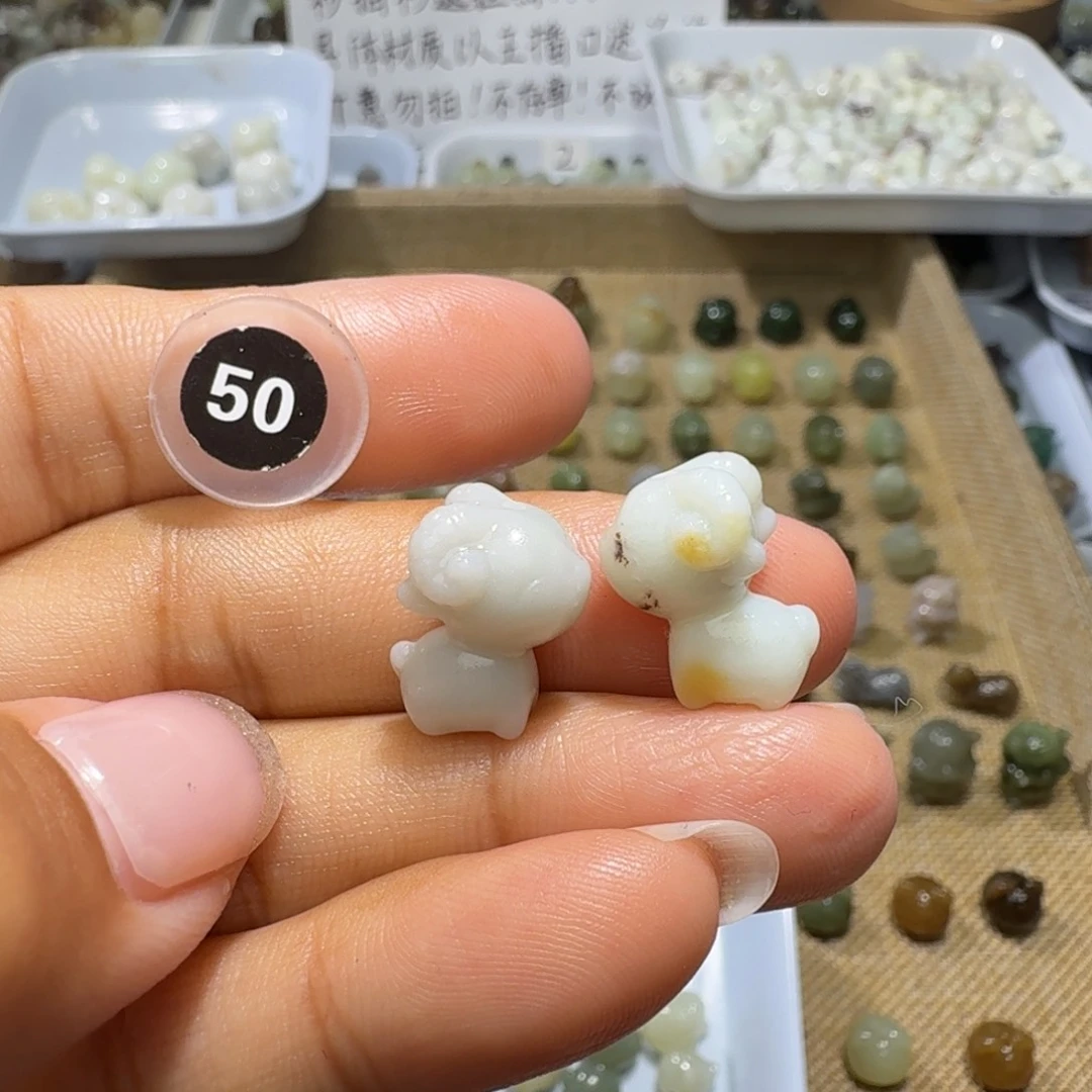 和田玉未镶嵌珠宝奇石