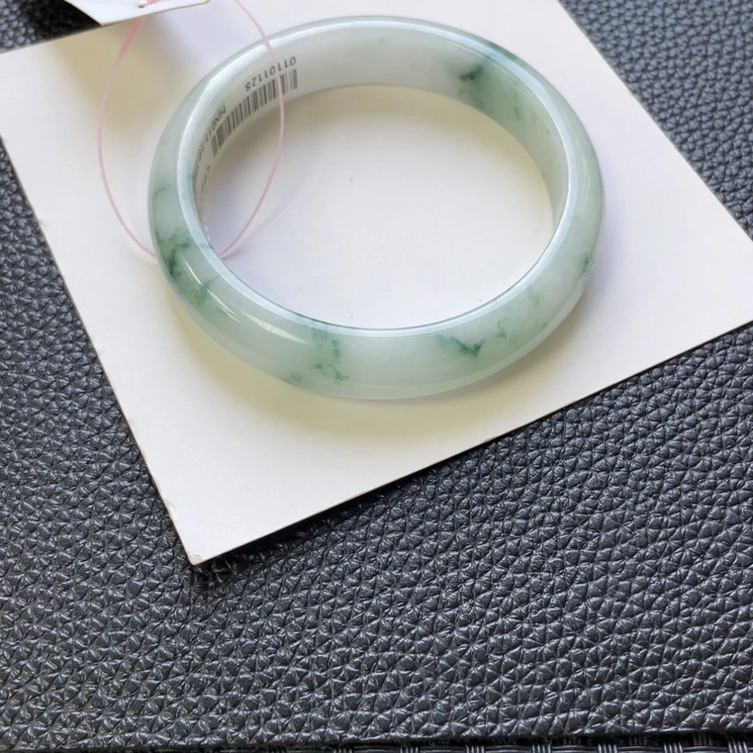 翡翠未镶嵌手镯翡翠手镯