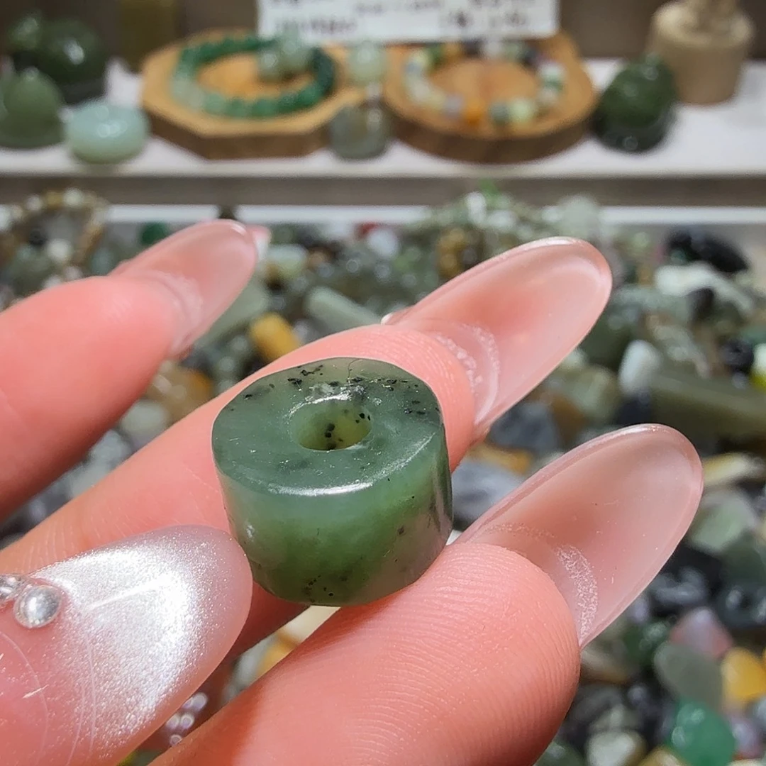 和田玉未镶嵌珠宝奇石