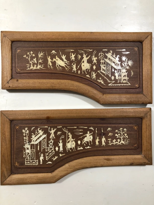 人物嵚骨板一对，品相如图，尺寸见图。