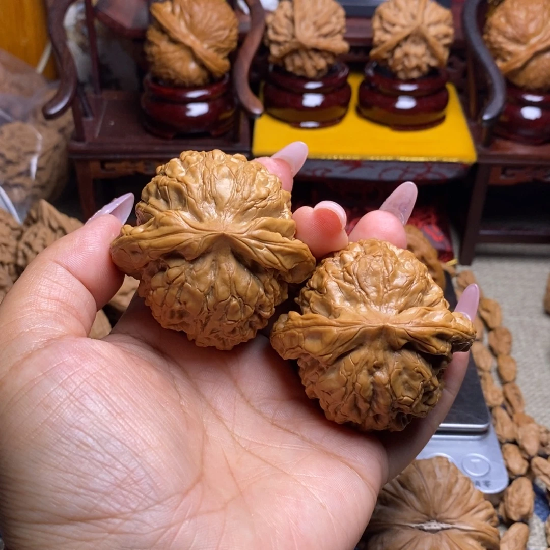 无****吊坠桃核龙鼎全品53