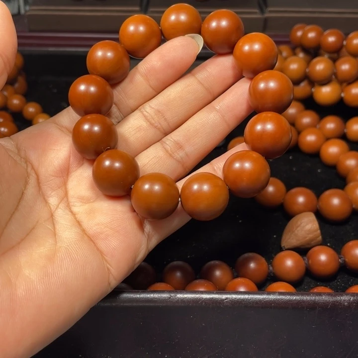 吊坠橄榄核1.74+树王全品