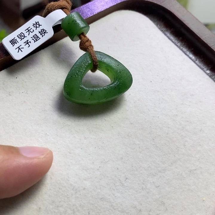 颈饰未镶嵌和田玉8