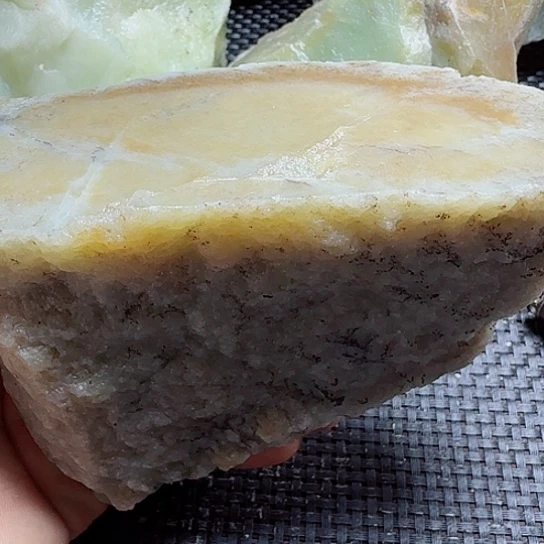 和田玉（糖玉）未镶嵌珠宝半成品