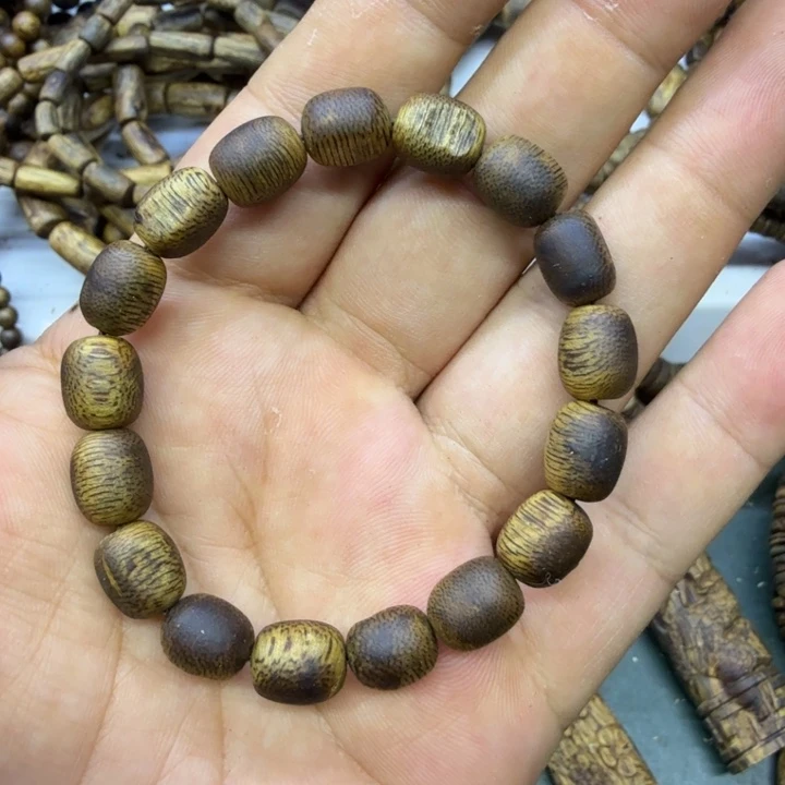 沉香沉香碎屑奇楠沉香乌身卡0.8单圈留疤珠5.5克