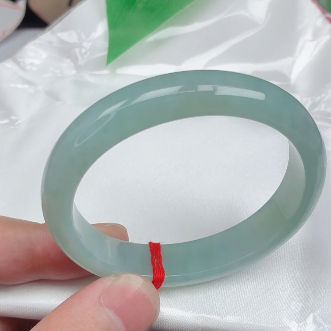 翡翠未镶嵌手镯贵妃020