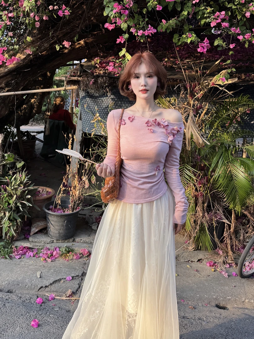 蕾英俊-意欢-春季新款仙气网纱蕾丝高腰长款半裙-JF5819