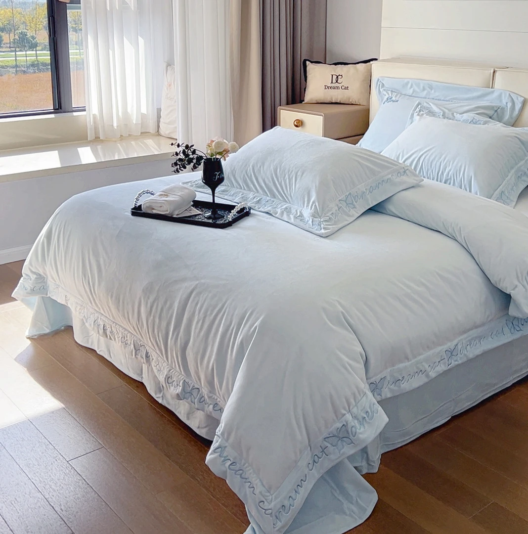 【蝶】2025秋冬新款！婴肤绒四件套柔软轻奢刺绣