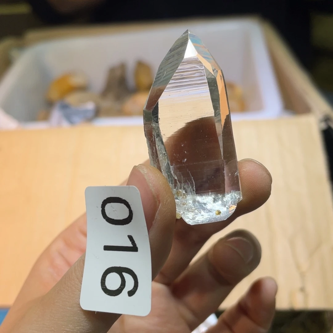 未镶嵌水晶珠宝半成品