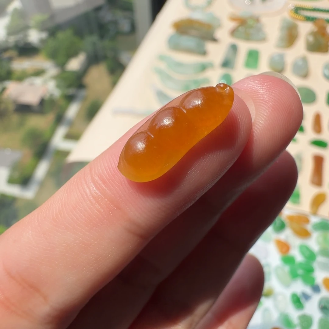 未镶嵌定制翡翠冰红翡福豆