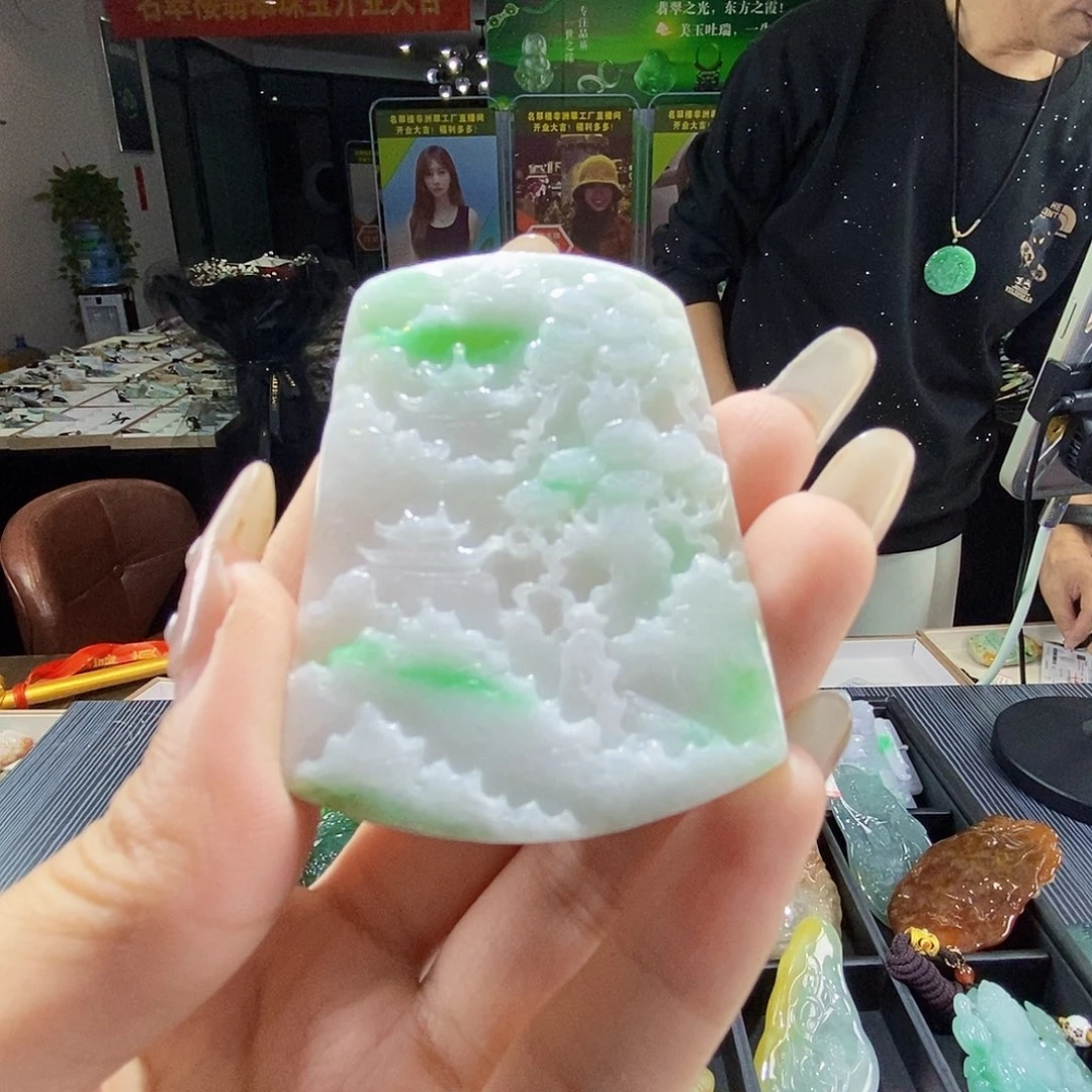 颈饰未镶嵌翡翠翡翠