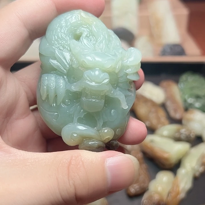 未镶嵌和田玉把件