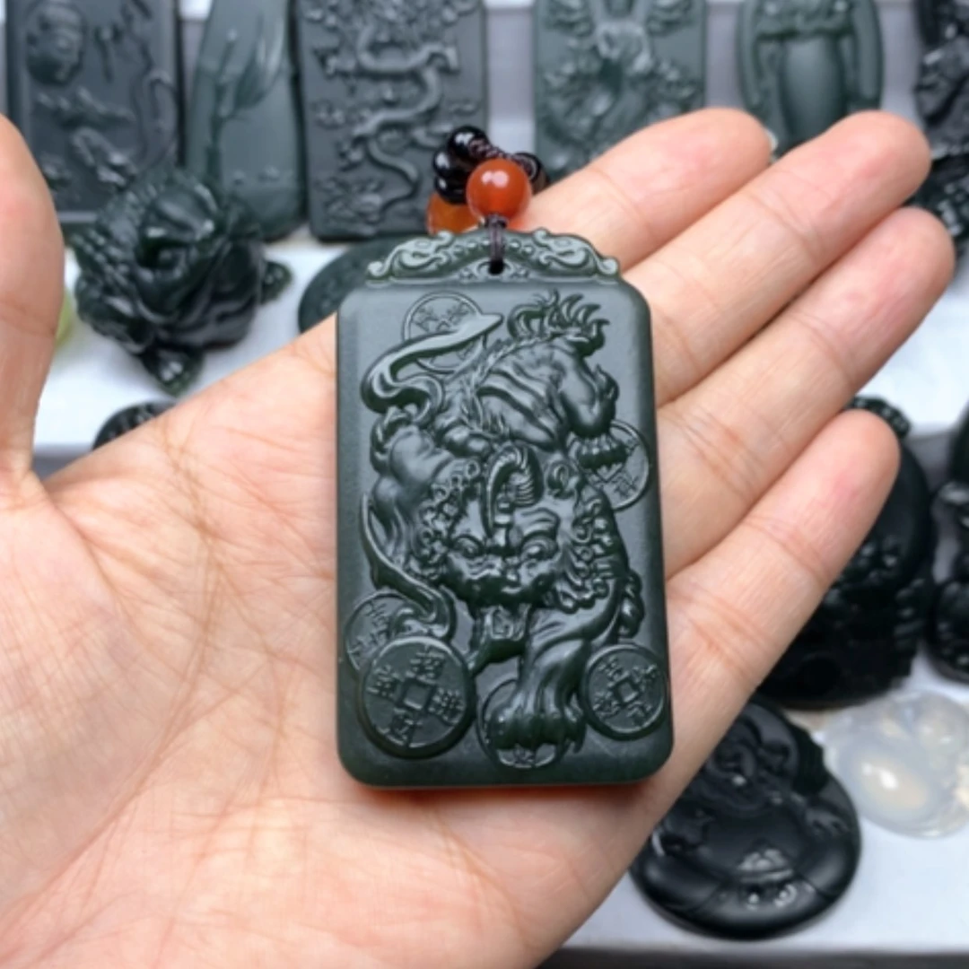 【闪购商品】颈饰未镶嵌和田玉（青玉）陳*双面雕刻