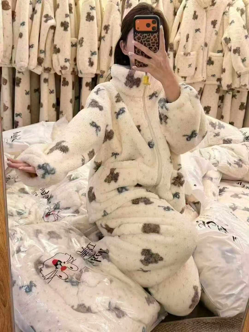 新款舒适百搭时尚睡衣