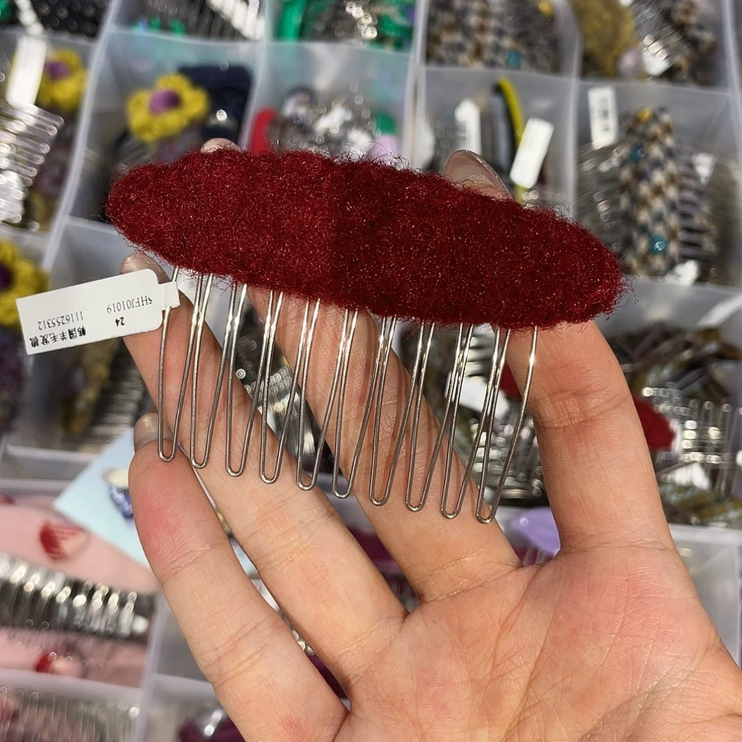 布艺非金属红色插