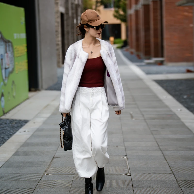 2025新款进口貂皮大衣女短款圆领紫金短二水貂皮草外套年轻款