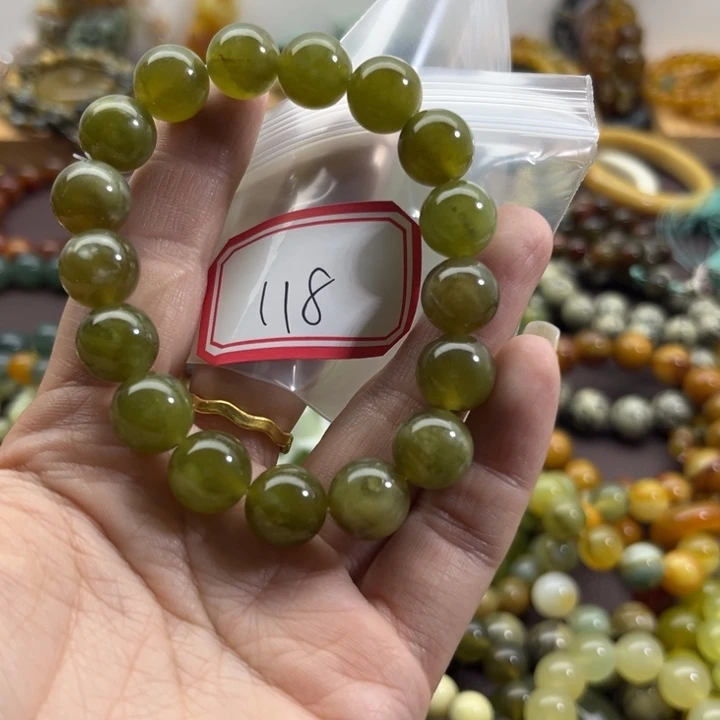 未镶嵌蛇纹石玉手链