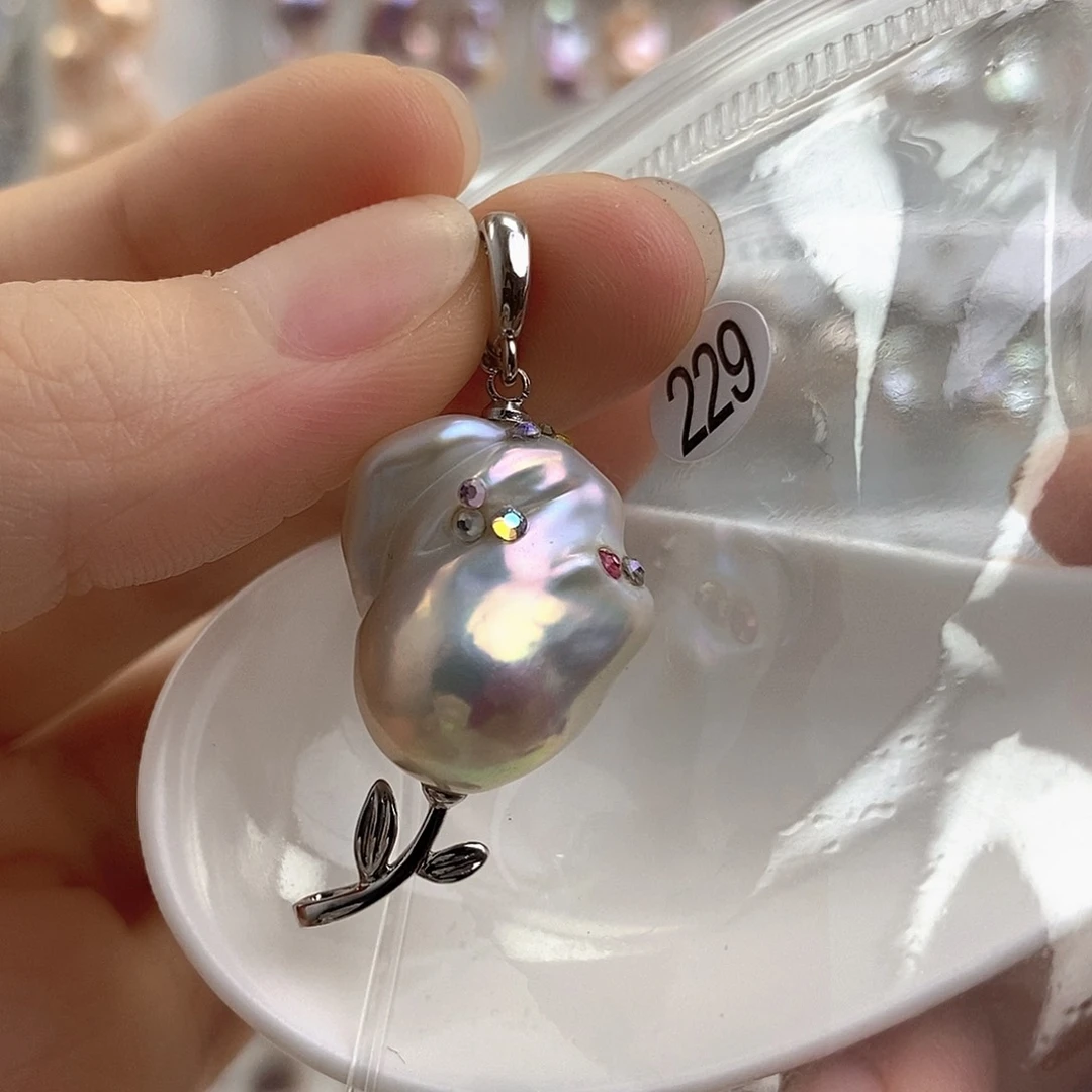 淡水珍珠银S925镶嵌颈饰