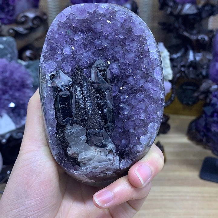 紫晶摆件未镶嵌奇石