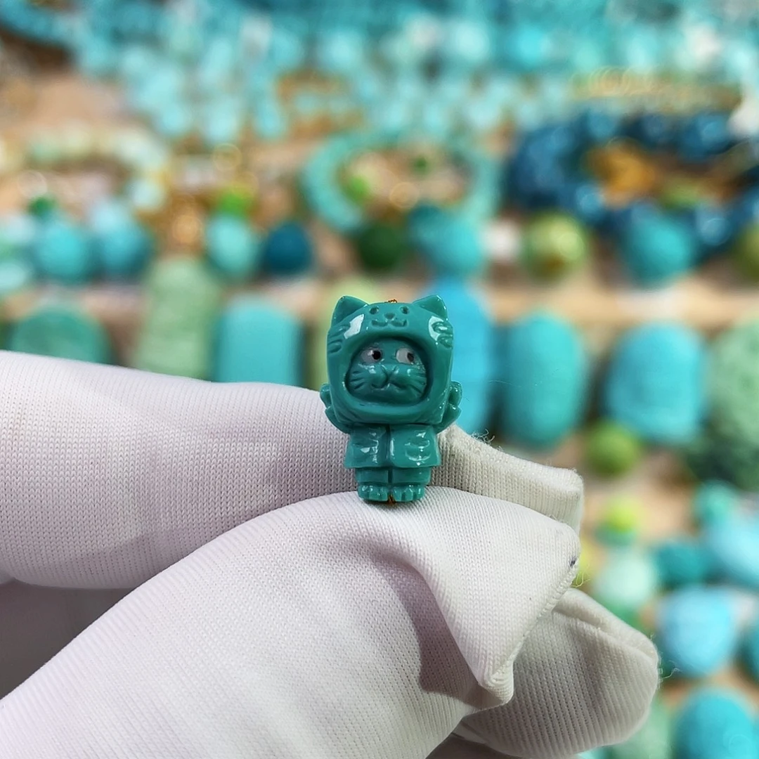 绿松石未镶嵌珠宝奇石