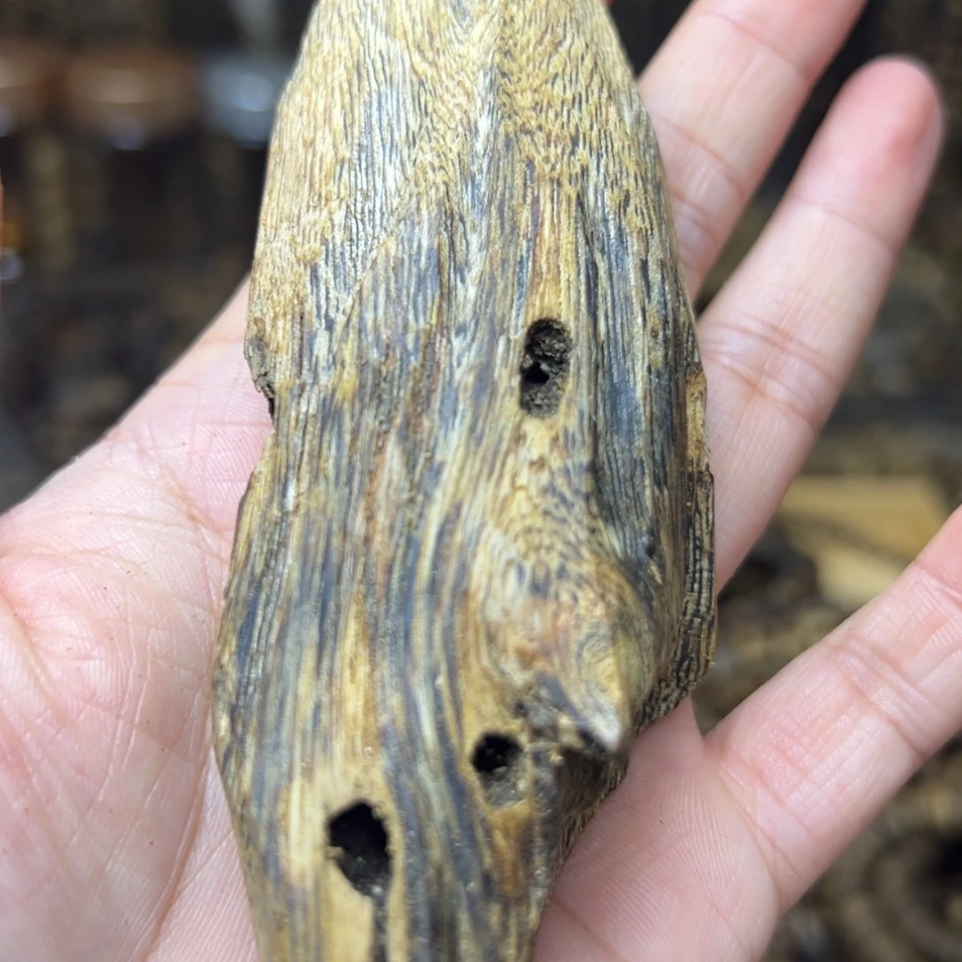 沉香碎屑沉香高品质纯虫漏熏香块料31克