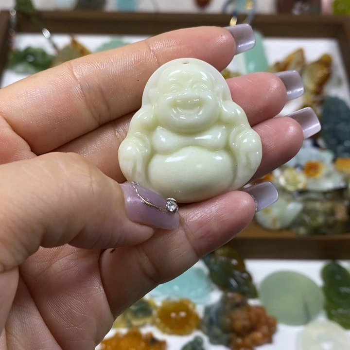 蛇纹石玉未镶嵌吊坠