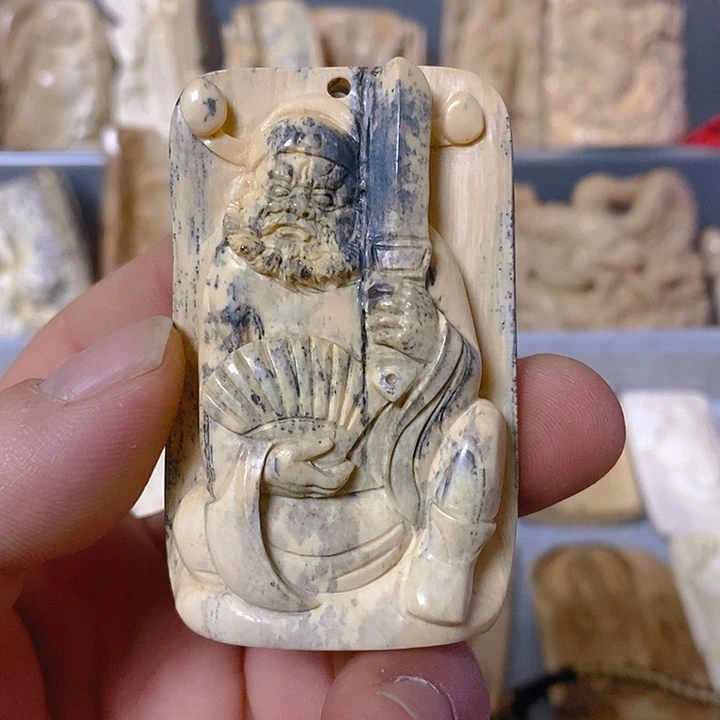 天然猛犸牙雕刻残次品