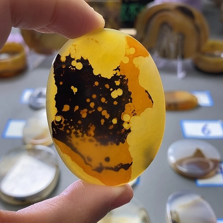 玛瑙/玉髓未镶嵌珠宝半成品62