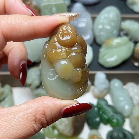 和田玉颈饰未镶嵌y